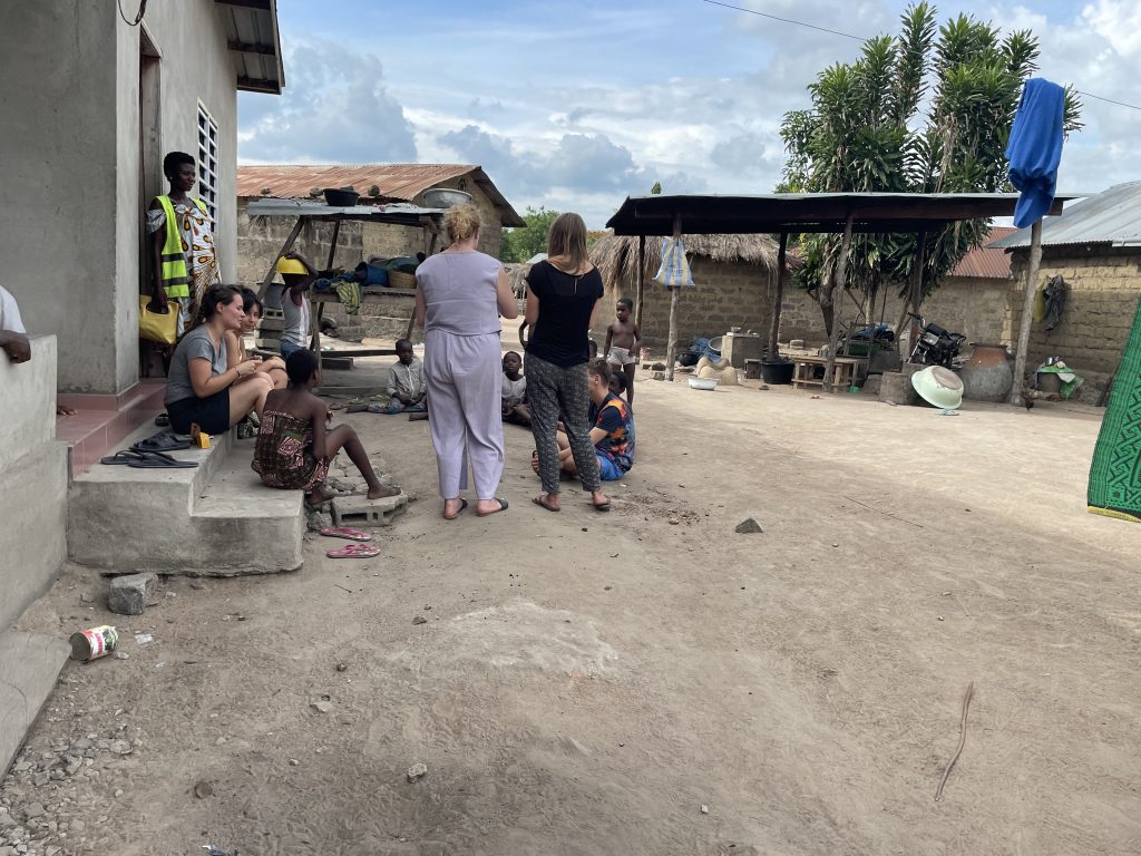 Enfants accompagnés par JAIMESUD à Atti Appédokoè